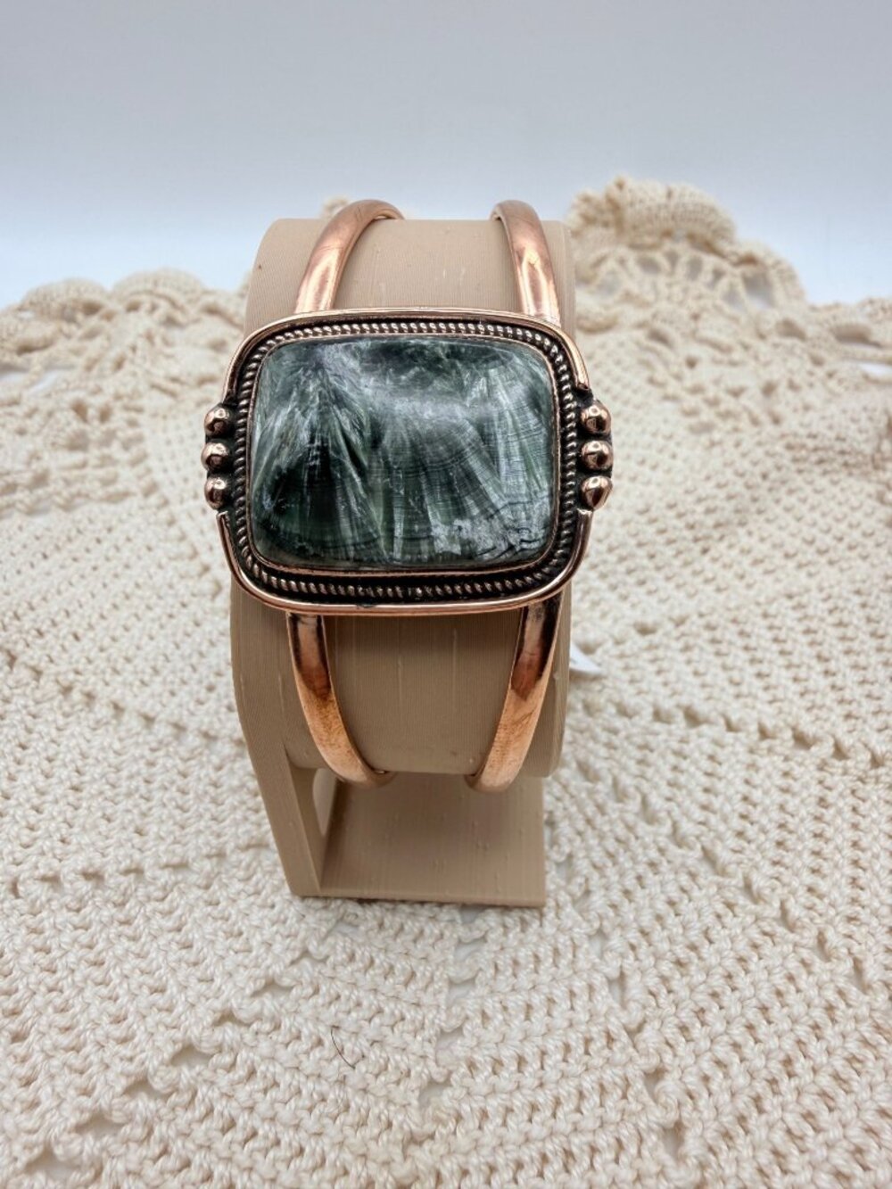 Nwt Artisan Copper Seraphinite Stone Cuff Statement Bracelet Adjustable Textured
